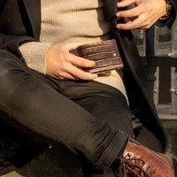 Кожаный кошелёк на 6 кредитных карт S.T. Dupont Line D коричневый 180160